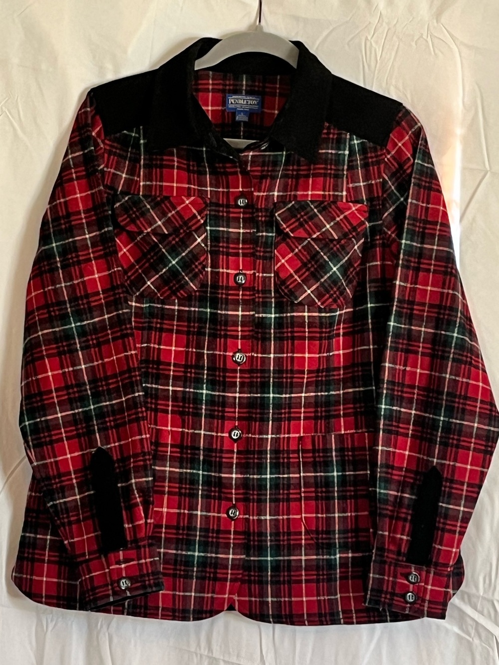 Pendleton Red and Black Plaid Wool Button-Up shacket women size large